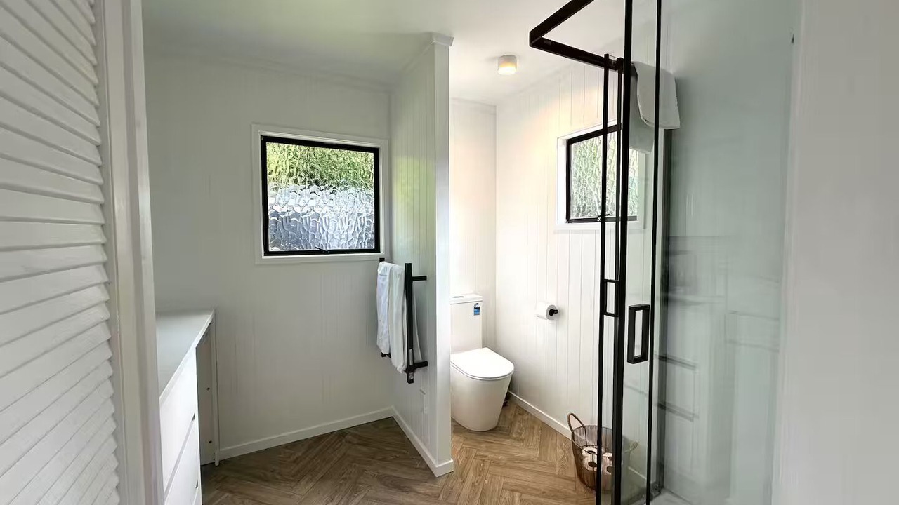 Photo of Bathroom in Piha