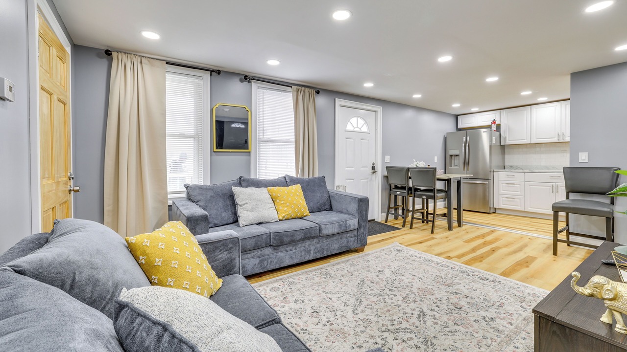 Photo of Livingroom in Waterbury