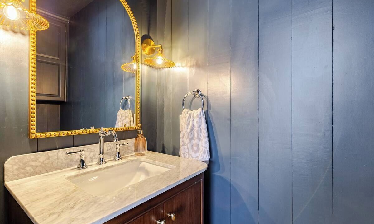 Photo of Bathroom in Tarrant County