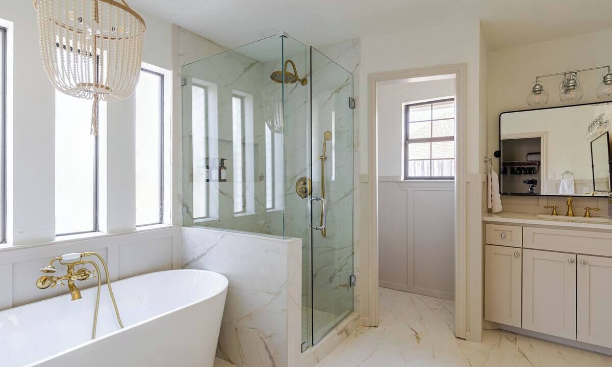 Photo of Bathroom in Tarrant County