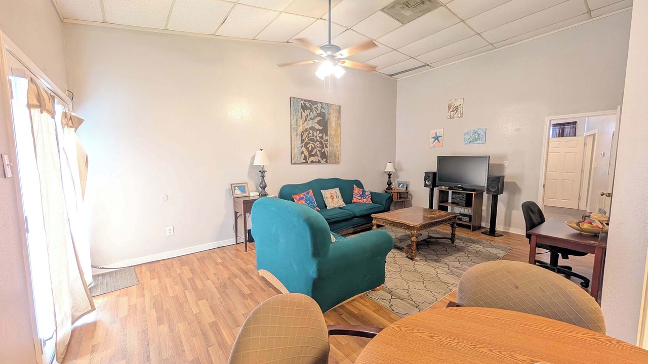 Photo of Livingroom in Ingleside