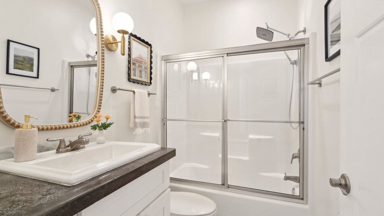 Photo of Bathroom in Mid-City
