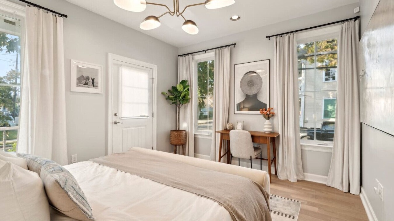 Photo of Bedroom in Mid-City