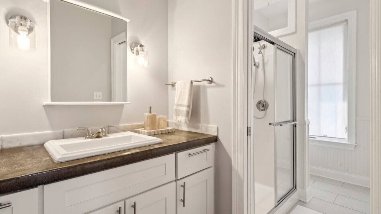 Photo of Bathroom in Mid-City