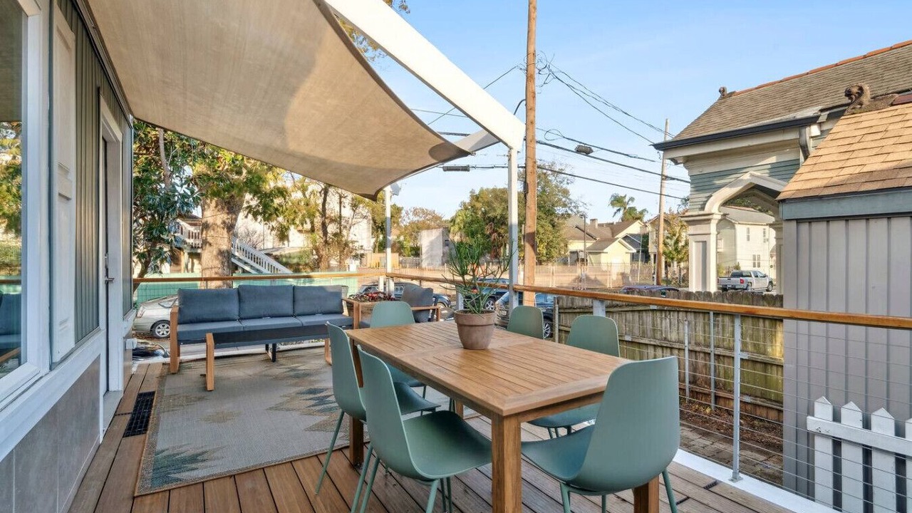 Photo of Outdoor in Mid-City
