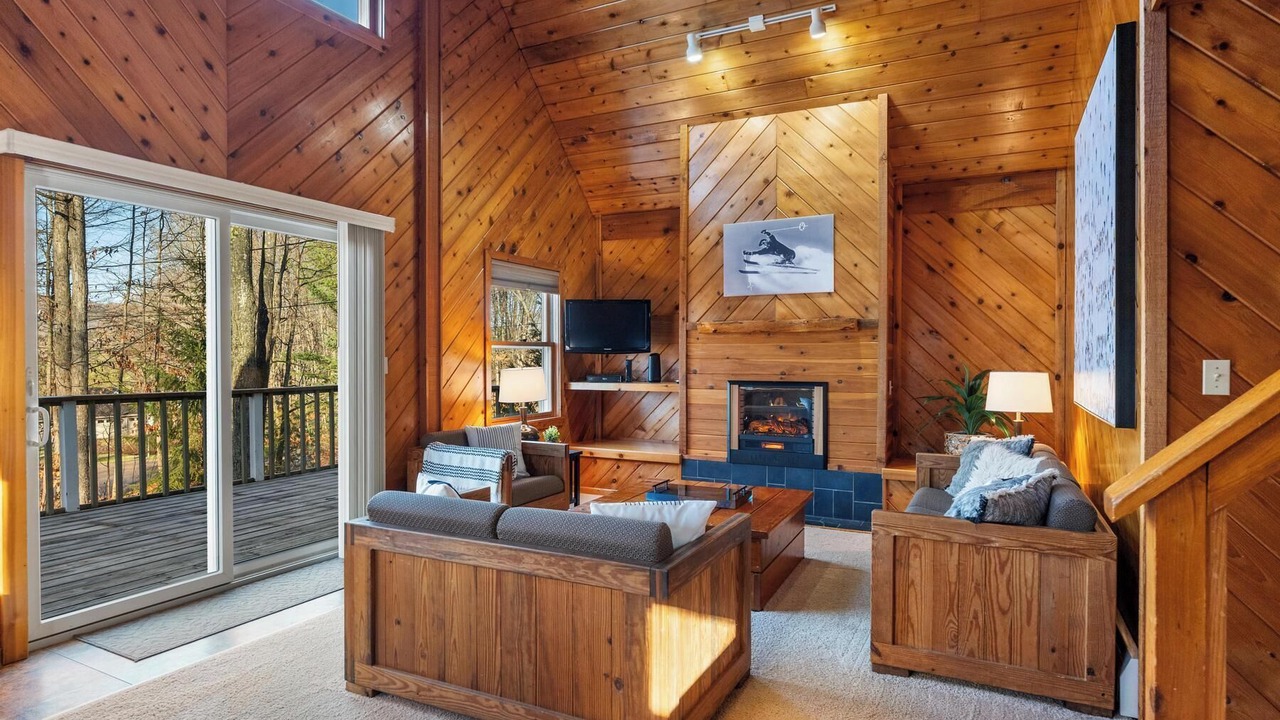 Photo of Livingroom in Harbor Springs