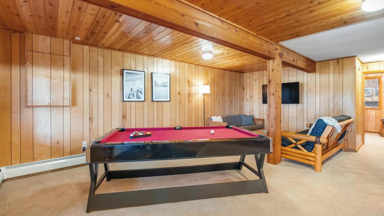 Photo of Livingroom in Harbor Springs