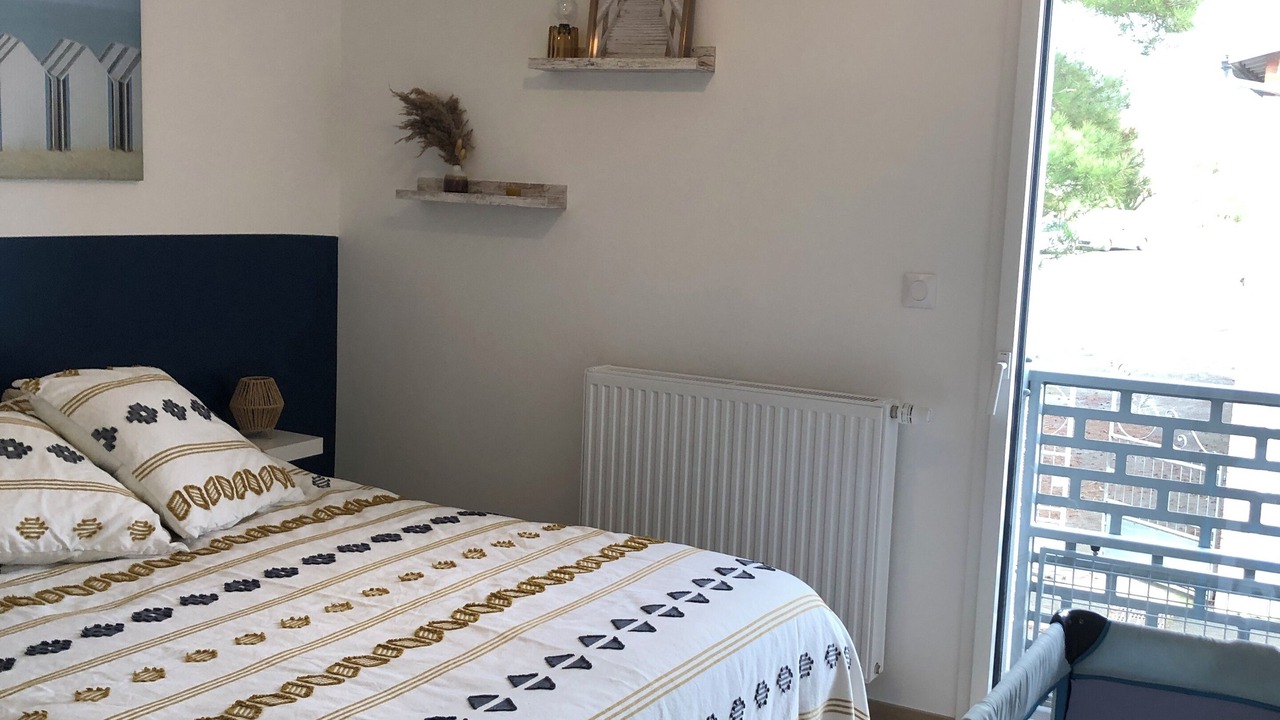 Photo of Bedroom in La Rogere