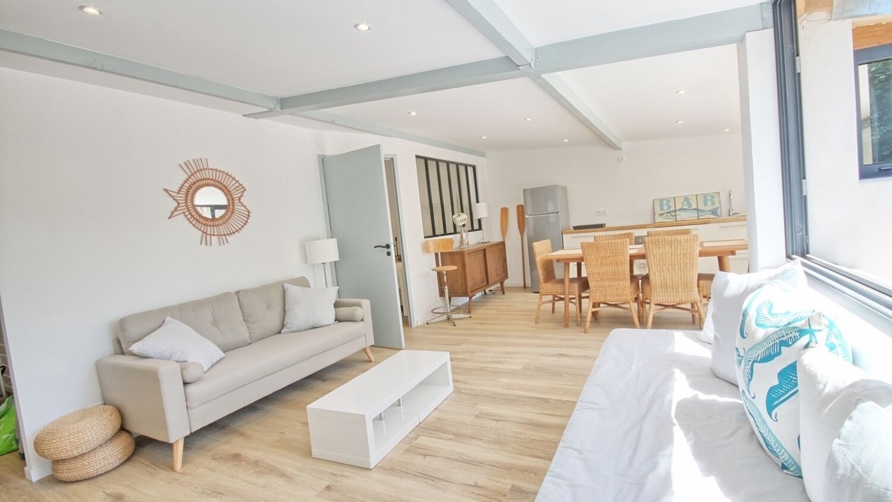 Photo of Livingroom in Saint-Regnobert-de-la-Cote-de-Nacre