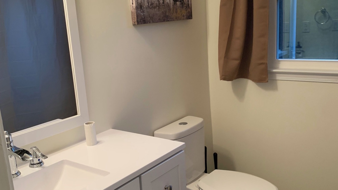 Photo of Bathroom in Piper Gap
