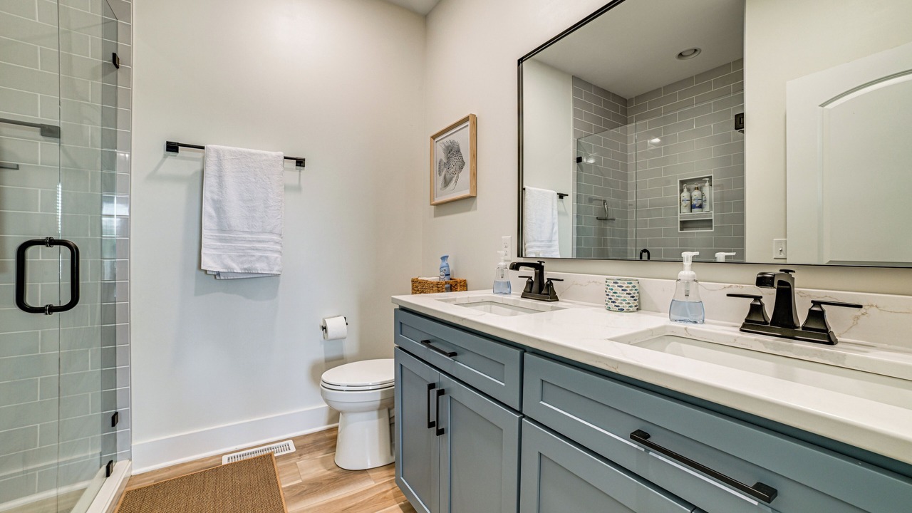 Photo of Bathroom in Grand Rivers
