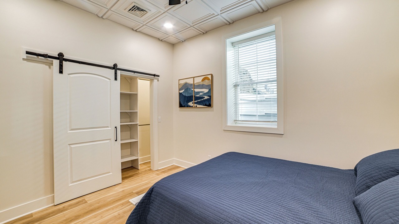Photo of Bedroom in Grand Rivers