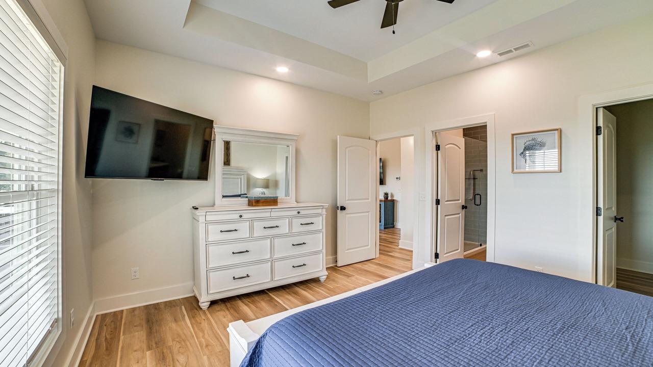 Photo of Bedroom in Grand Rivers
