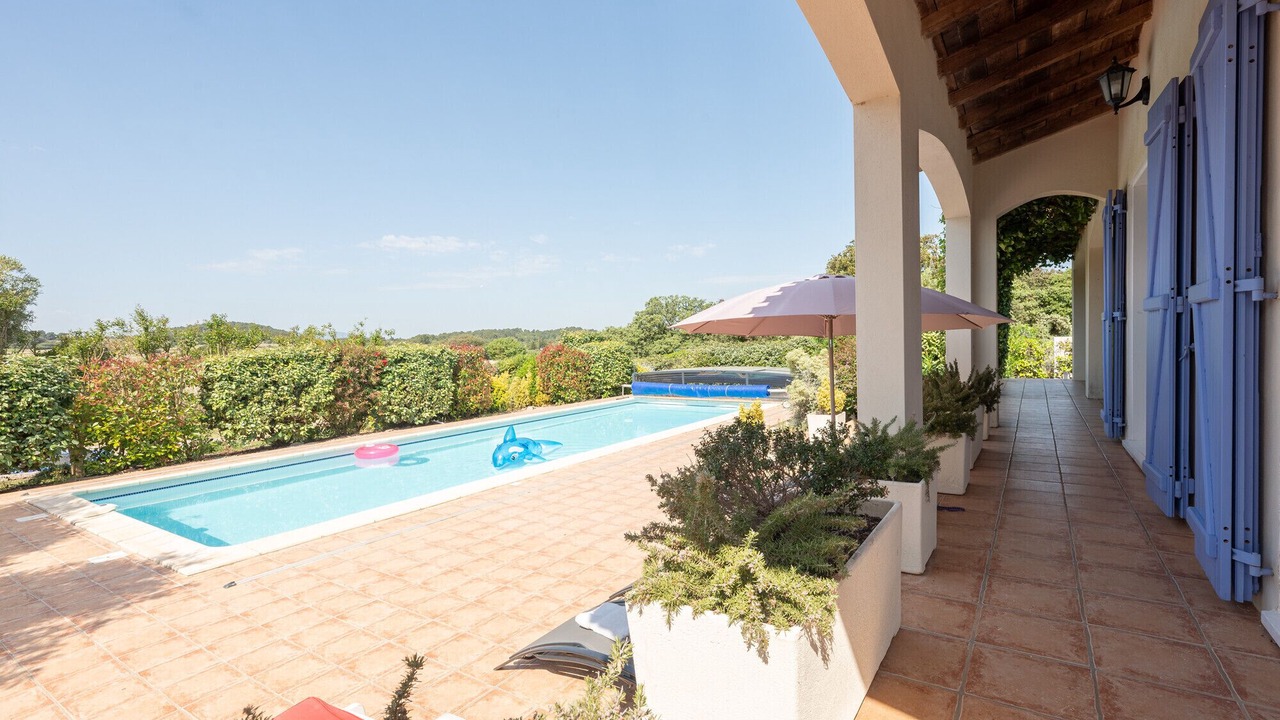 Photo of Outdoor in Escales