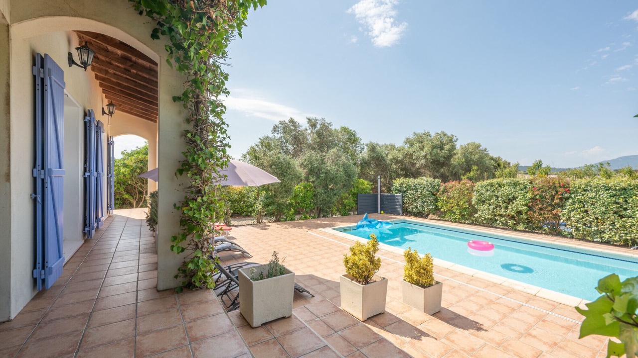Photo of Outdoor in Escales