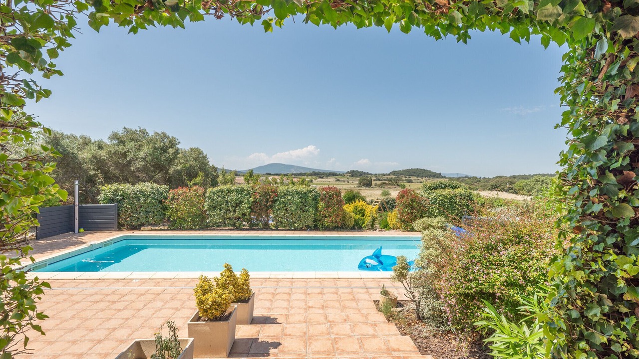 Photo of Outdoor in Escales