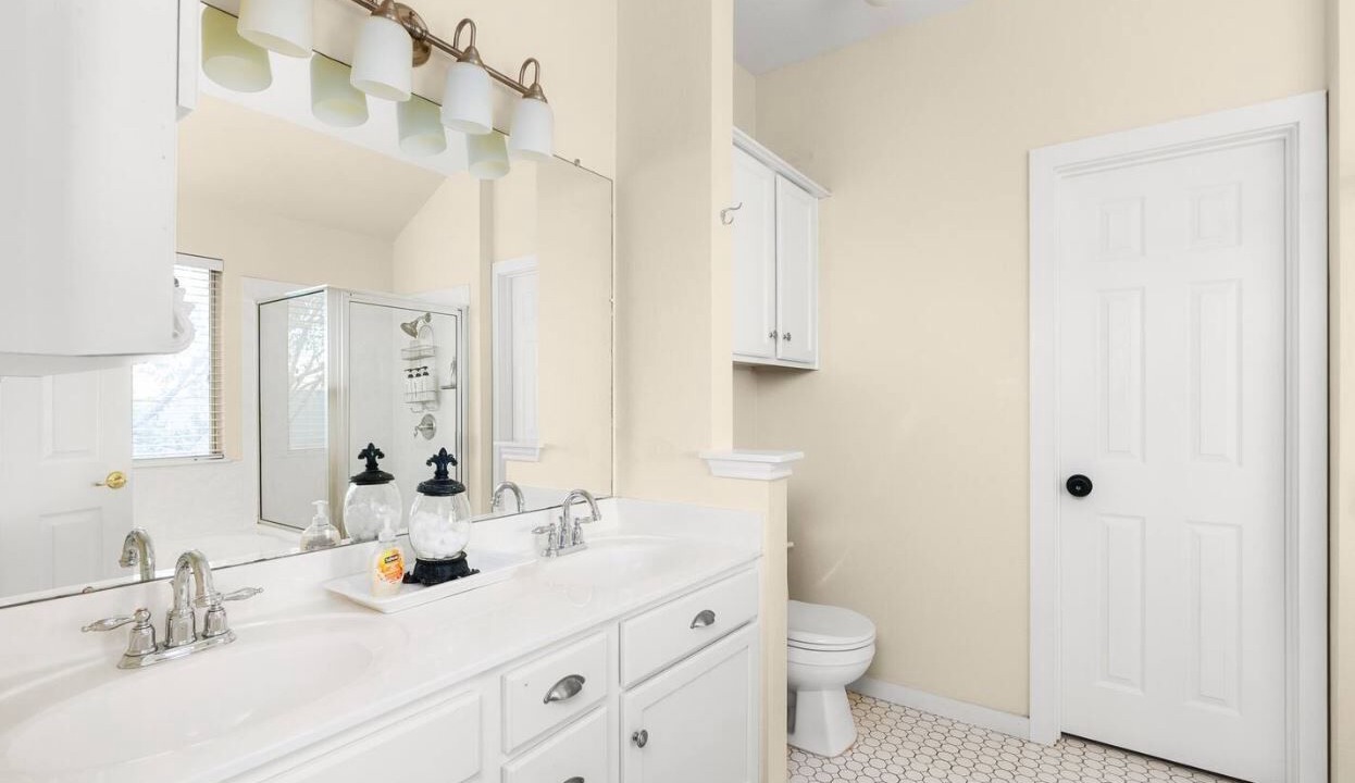 Photo of Bathroom in East Congress