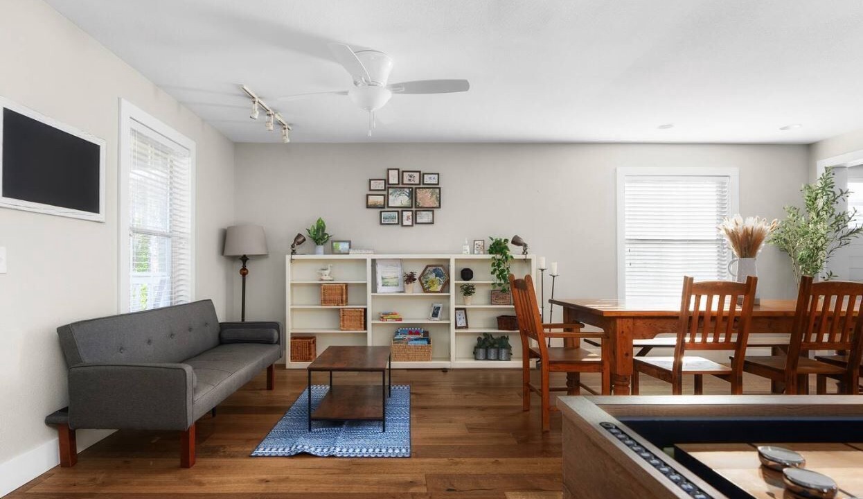 Photo of Bedroom in East Congress