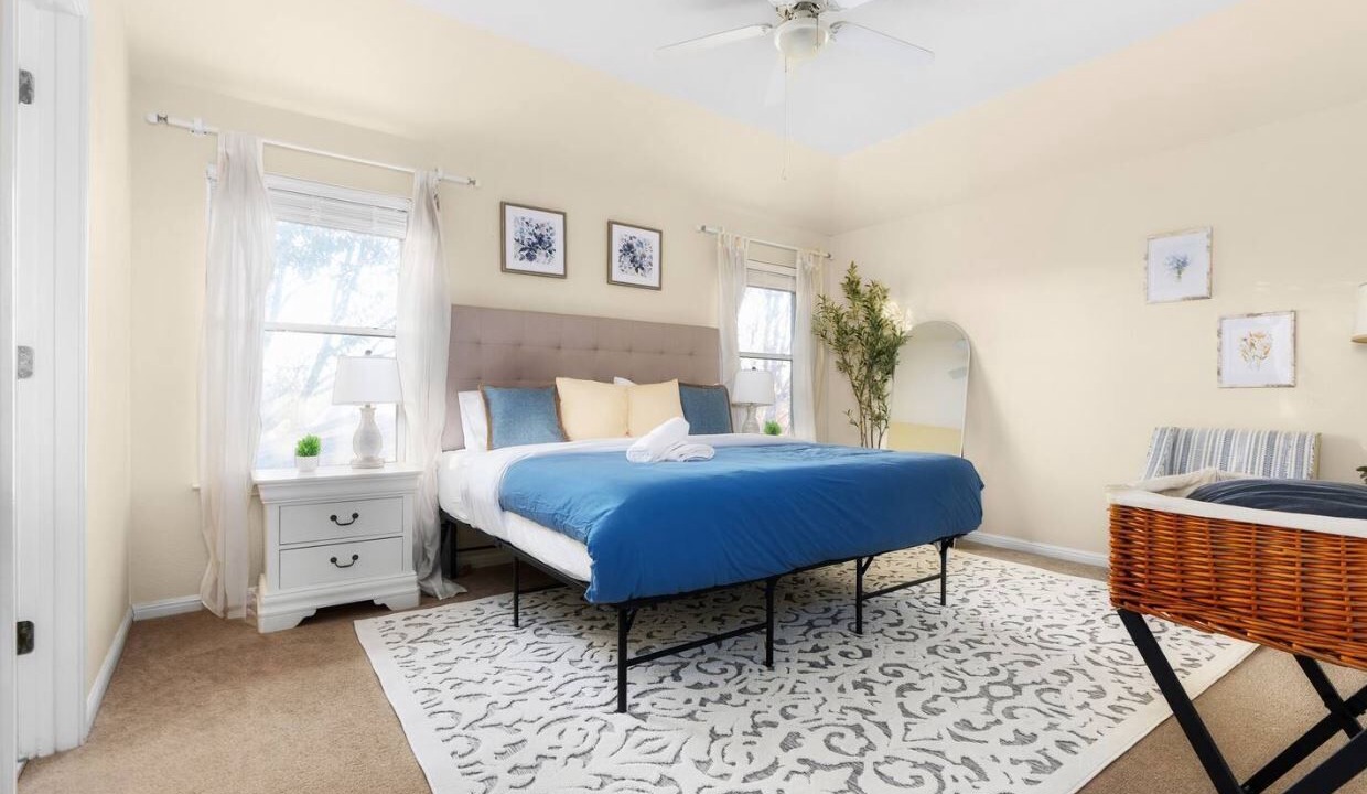 Photo of Bedroom in East Congress