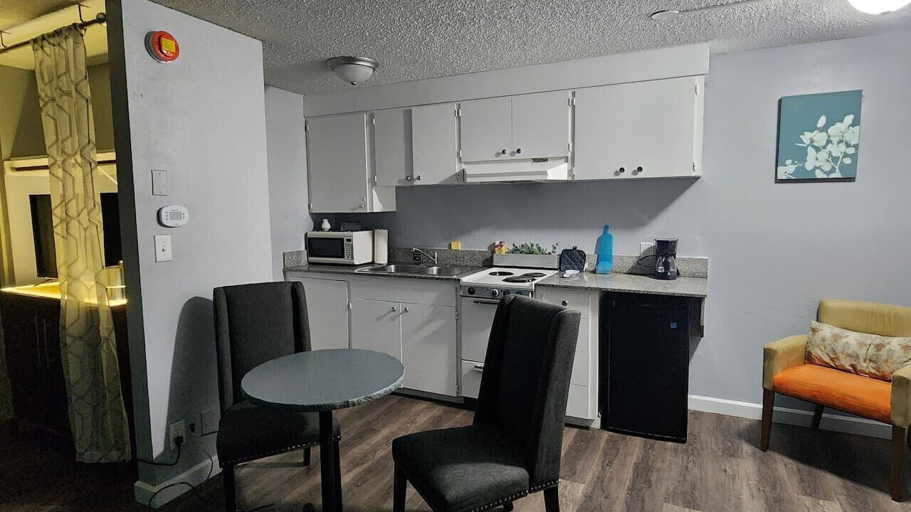 Photo of Kitchen in West Hills