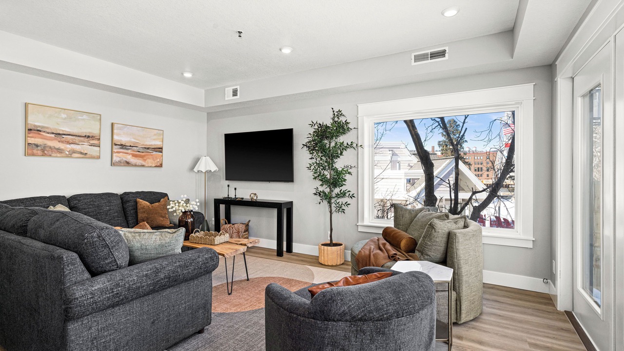 Photo of Livingroom in Park Point