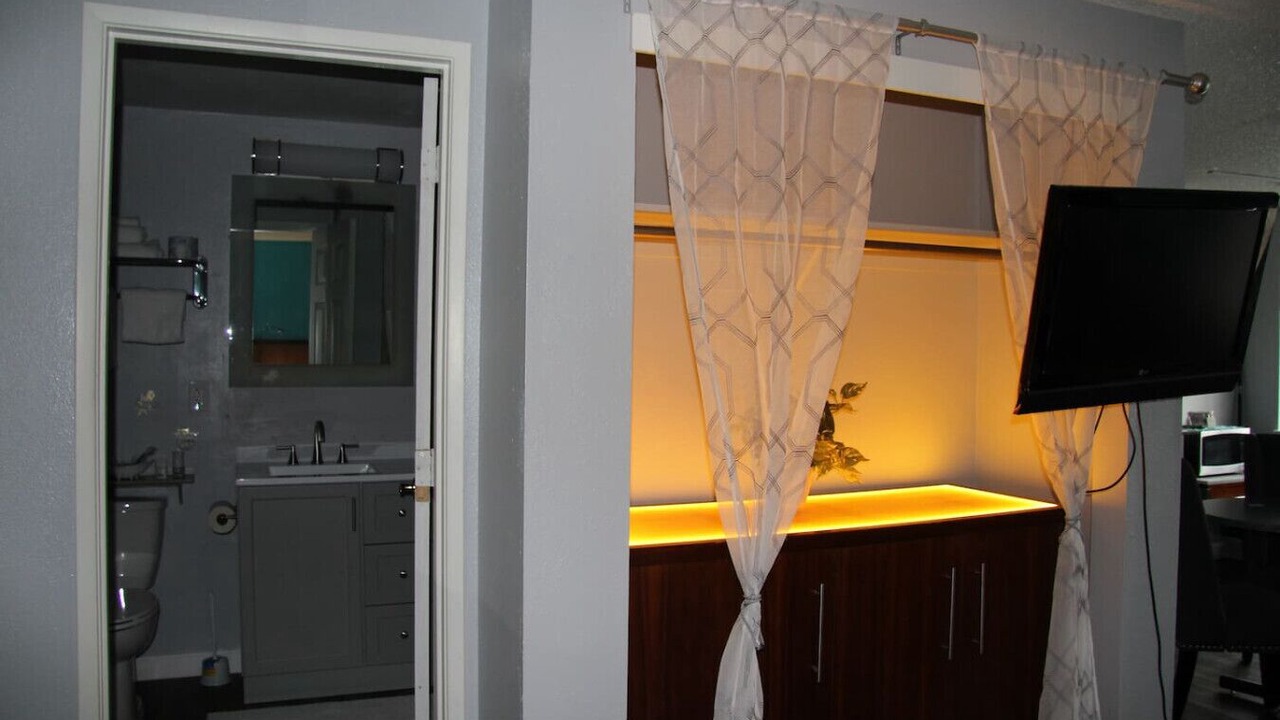 Photo of Bedroom in West Hills