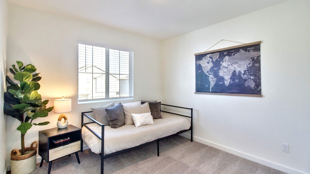 Photo of Livingroom in Pleasant Grove