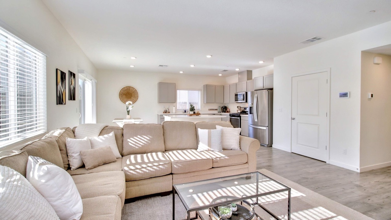 Photo of Livingroom in Pleasant Grove