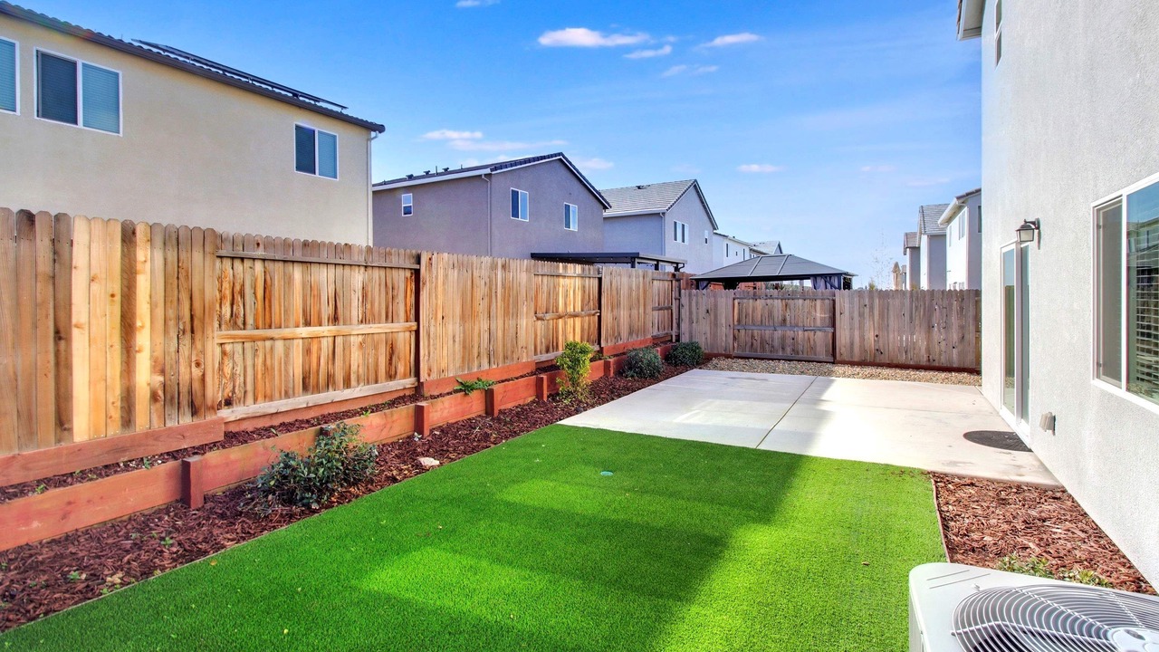 Photo of Outdoor in Pleasant Grove