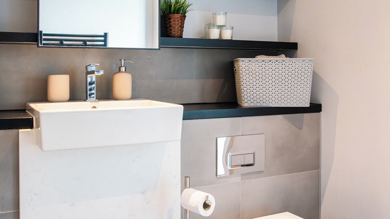 Photo of Bathroom in Lansbury