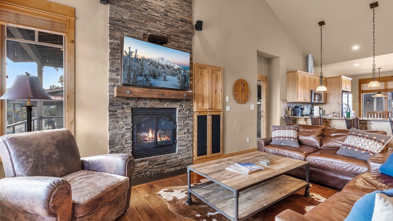 Photo of Livingroom in Powell Butte