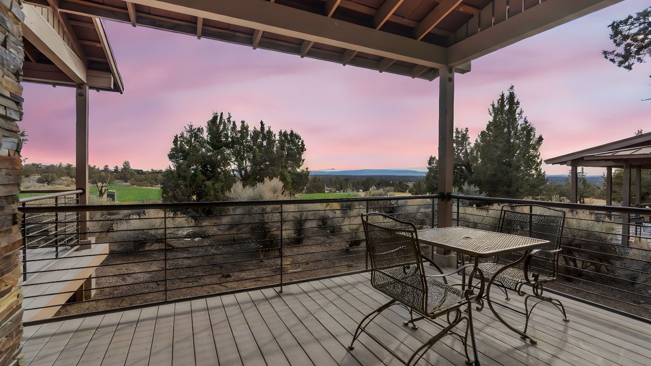 Photo of Outdoor in Powell Butte