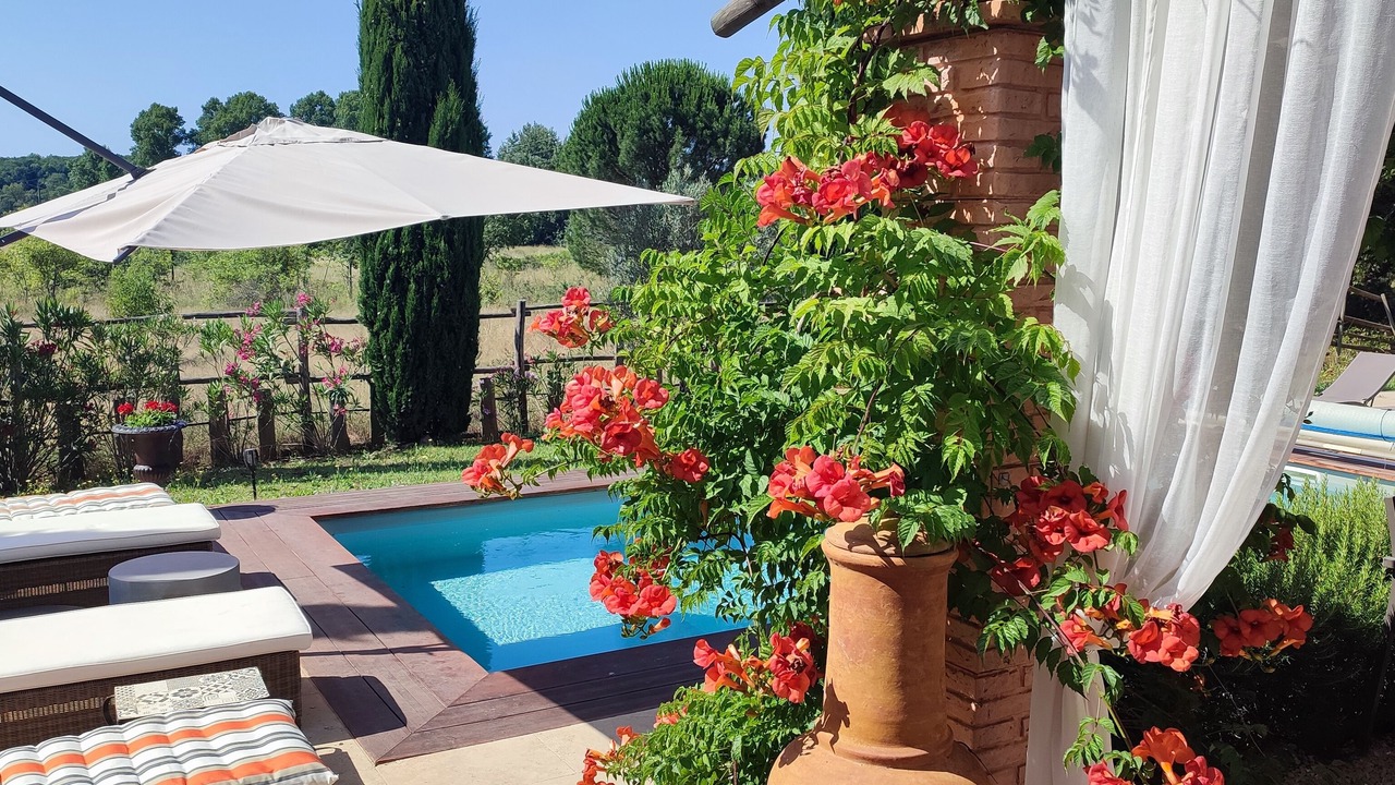 Photo of Outdoor in La Capelle-et-Masmolene