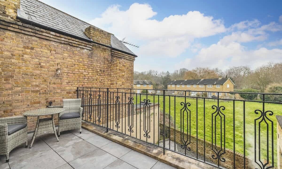 Photo of Patio Balcony in Windsor