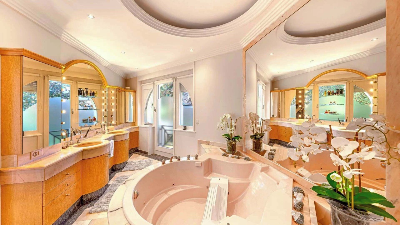 Photo of Bathroom in Blonay