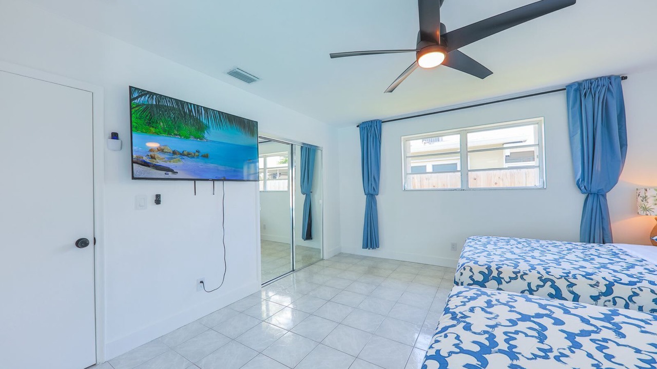 Photo of Bedroom in Hollywood Hills
