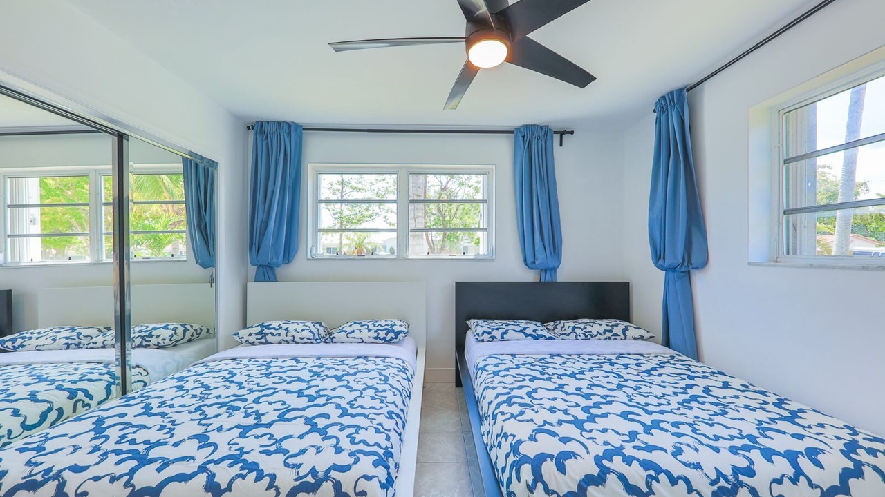 Photo of Bedroom in Hollywood Hills