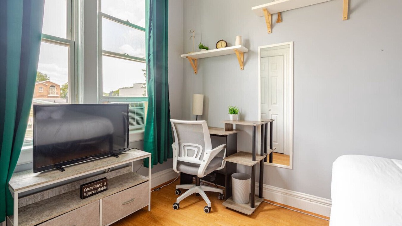 Photo of Bedroom in Hackensack River Waterfront