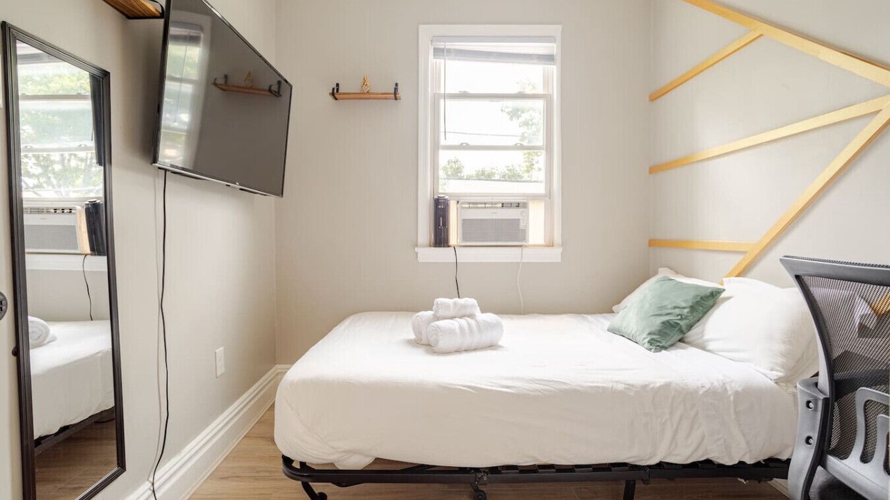 Photo of Bedroom in Hackensack River Waterfront