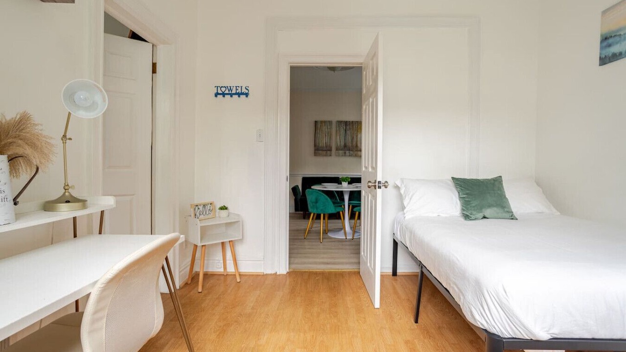 Photo of Bedroom in Hackensack River Waterfront