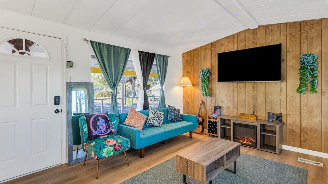 Photo of Livingroom in Pilot Hill