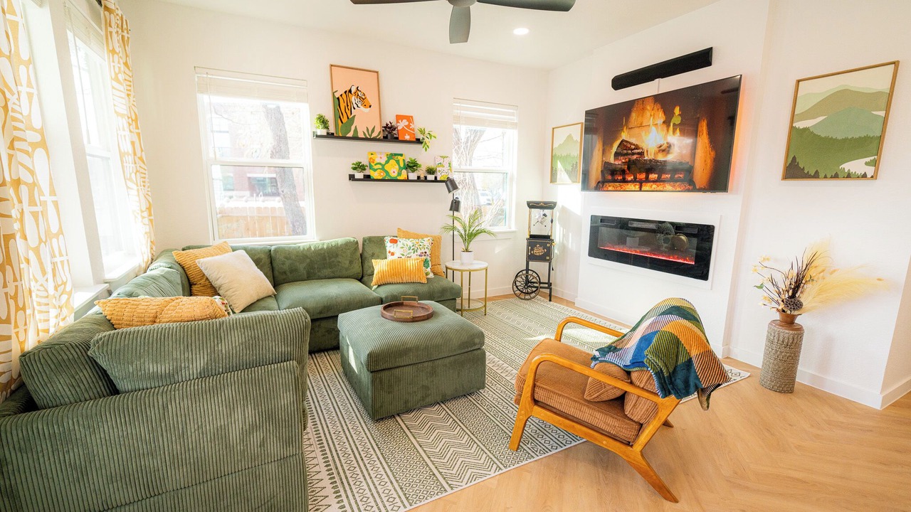 Photo of Livingroom in Greater East End