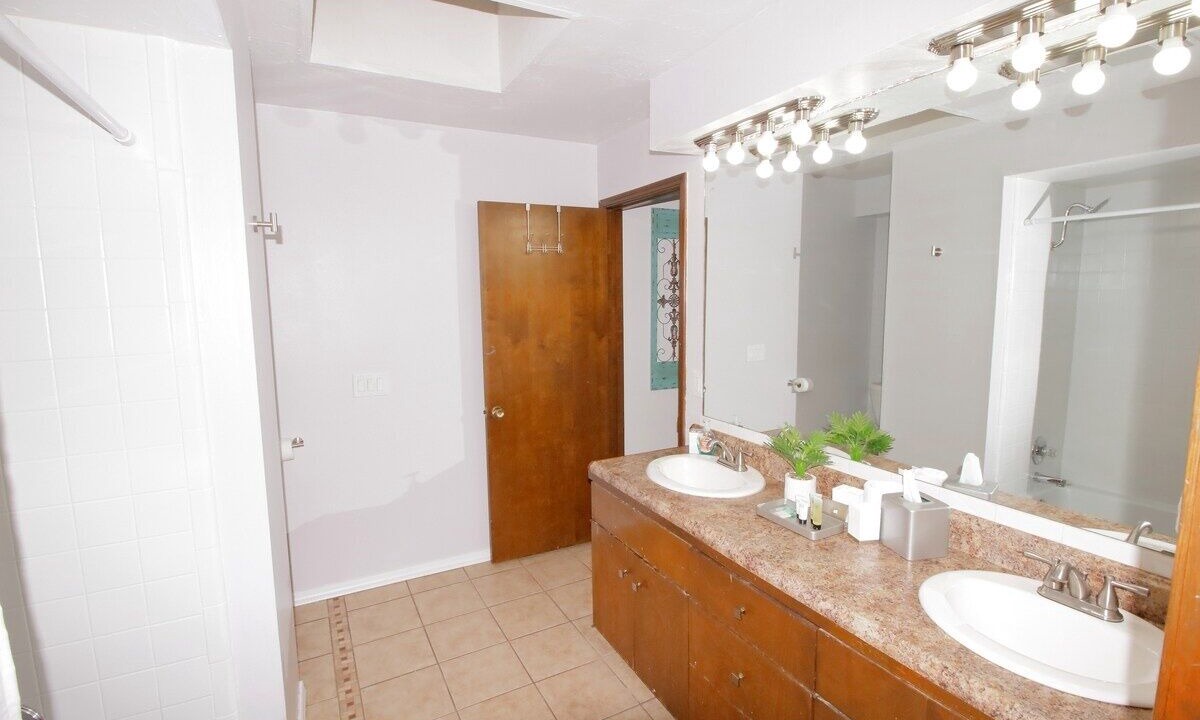 Photo of Bathroom in Quail Creek