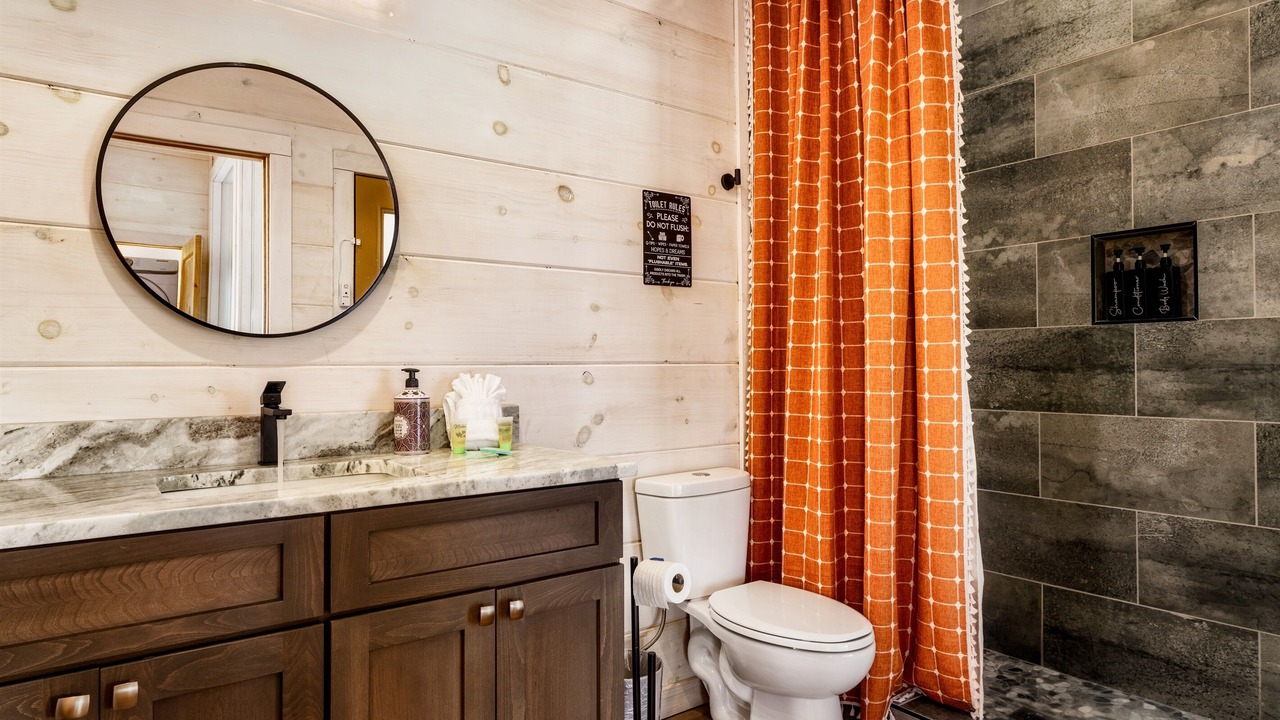 Photo of Bathroom in Sevierville