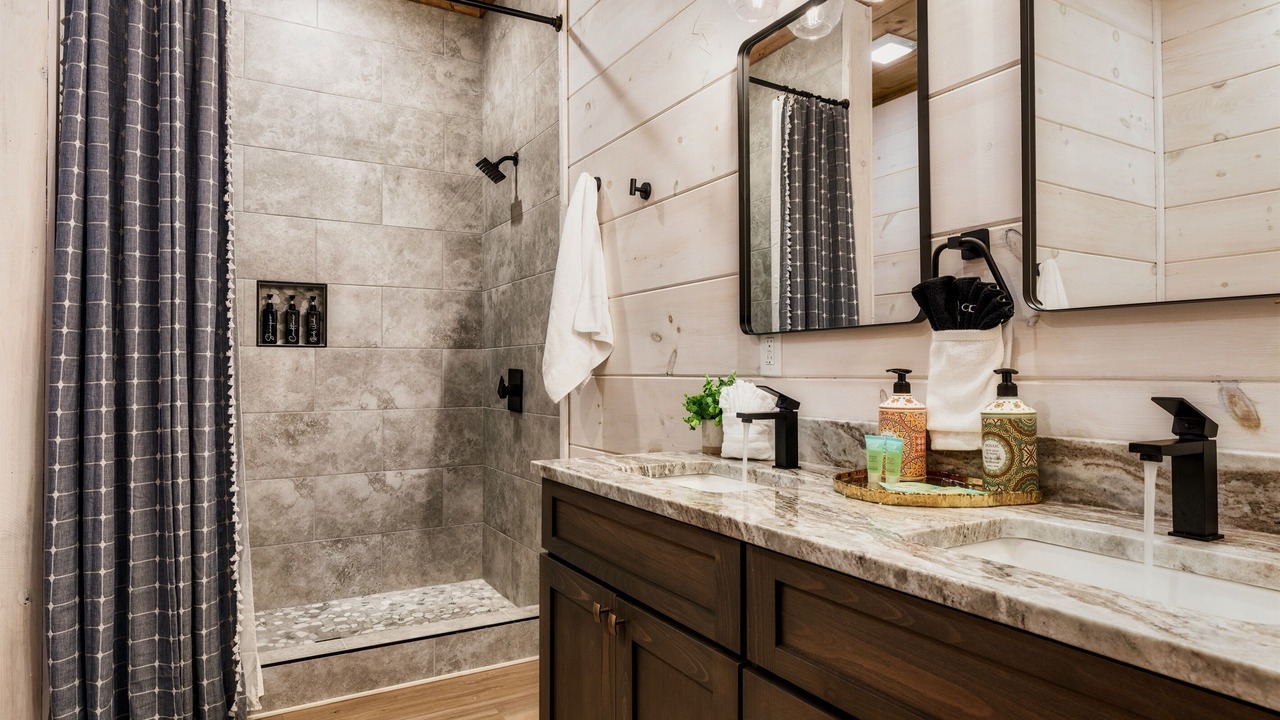 Photo of Bathroom in Sevierville