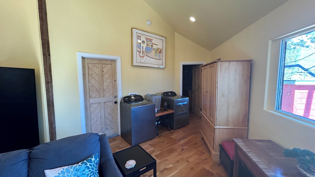 Photo of Livingroom in Bisbee