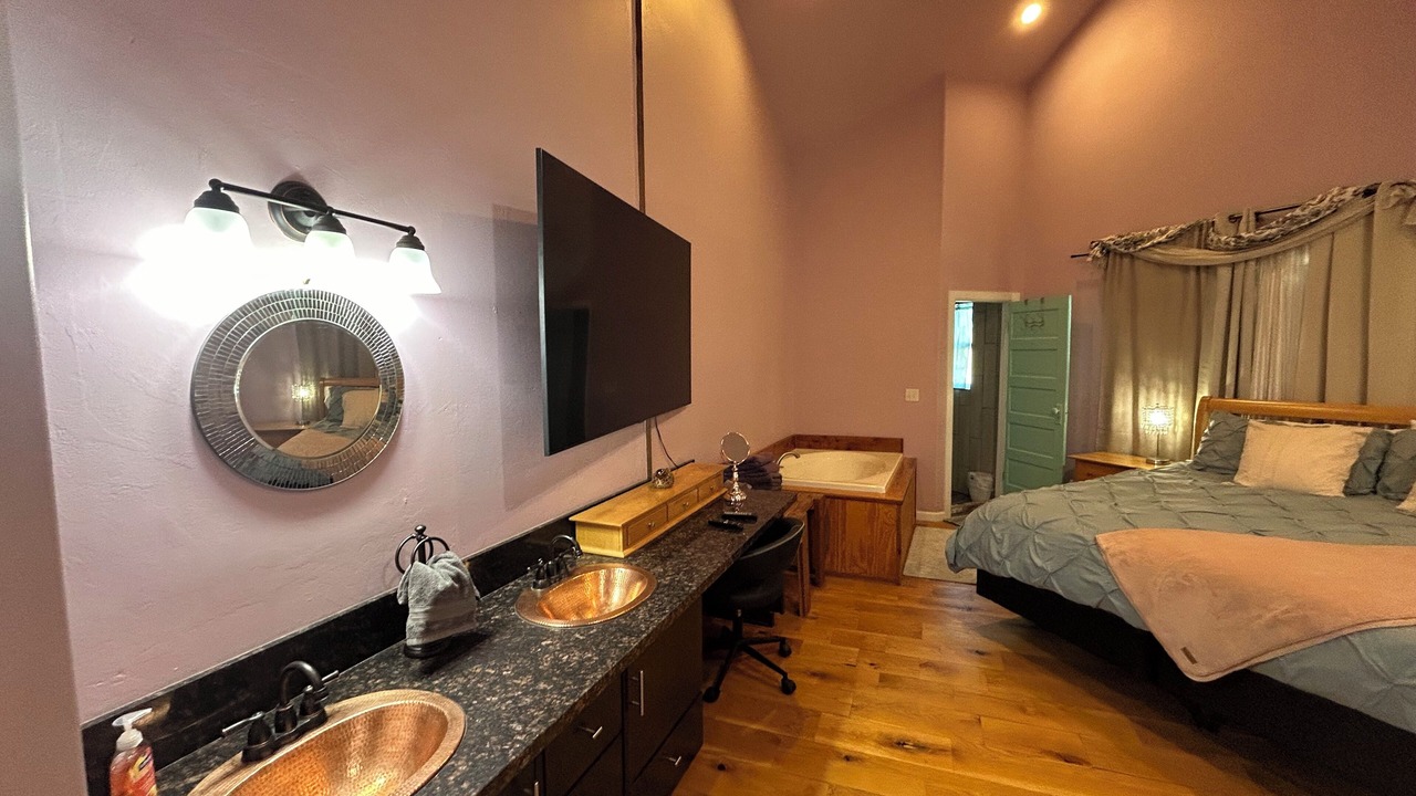 Photo of Bedroom in Bisbee