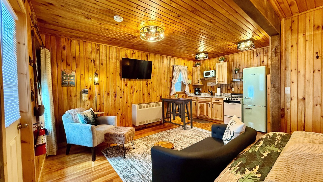 Photo of Bedroom in Town of Webb