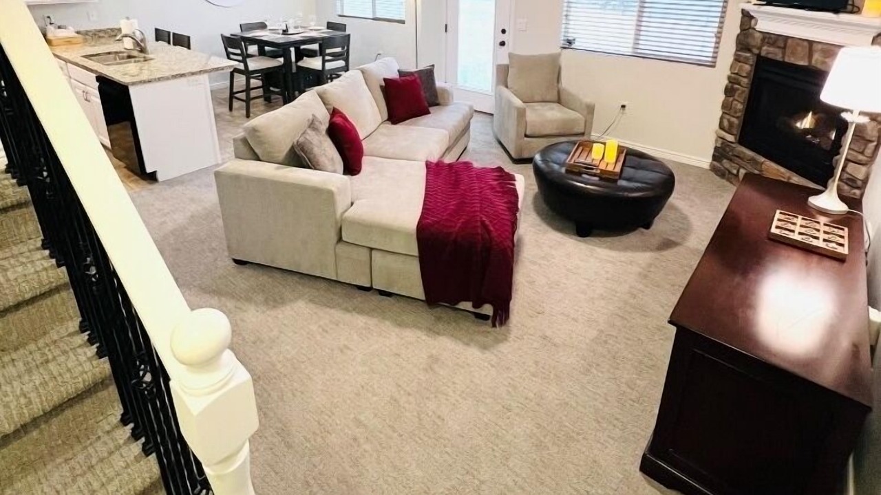 Photo of Livingroom in Mountain Green