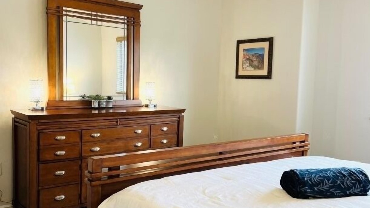 Photo of Bedroom in Mountain Green